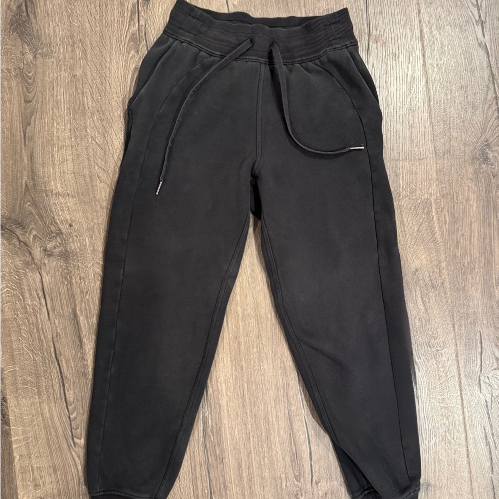 Lululemon Black Scuba Joggers
